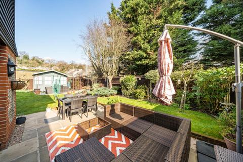 8 Forge Mews, Croydon, CR0 5AY