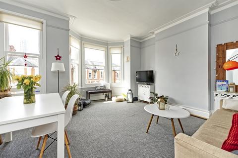 3 bedroom maisonette to rent - Balliol Road, London, W10