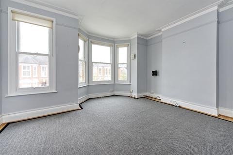 3 bedroom maisonette to rent, Balliol Road, London, W10