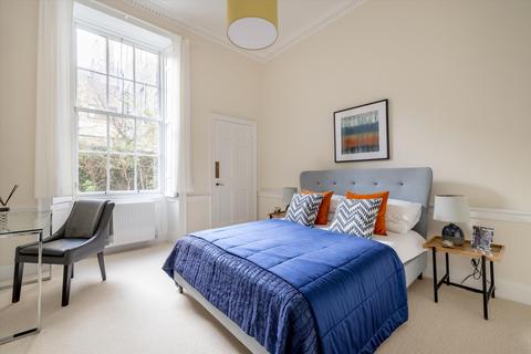 2 bedroom flat for sale, Albany Street, Edinburgh, EH1