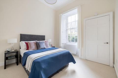 2 bedroom flat for sale, Albany Street, Edinburgh, EH1