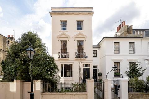 3 bedroom end of terrace house for sale, Canning Place, London, W8