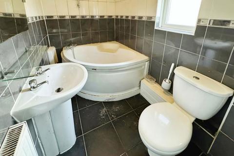 3 bedroom semi-detached house for sale, Wapshare Road, Liverpool, Merseyside, L11 8LR