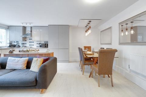 32 Paveley Street, London, NW8 8TL