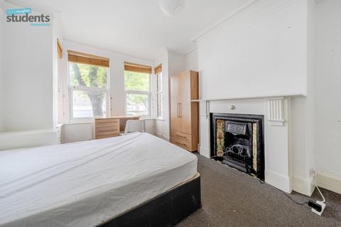 4 bedroom terraced house to rent, Lowther Road, East Sussex BN1
