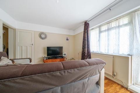 2 bedroom flat for sale, Park Road, London, Greater London, N8 8JS