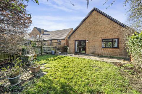 3 bedroom bungalow for sale, Conifer Close, Oxford, OX2