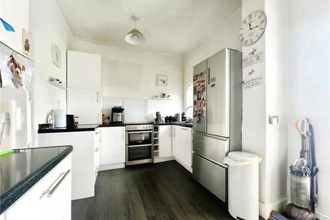 3 bedroom end of terrace house for sale, London Road, Staines-upon-Thames, Surrey, TW18