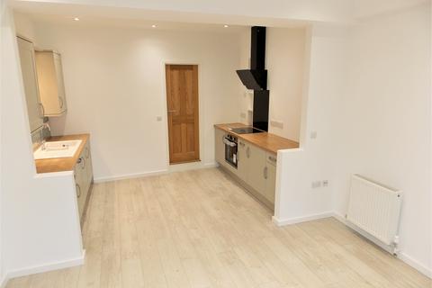 2 bedroom terraced house to rent, Easton Square, Portland