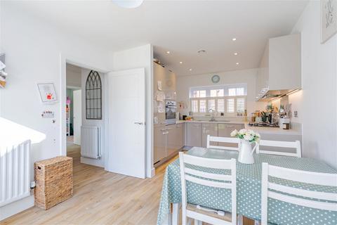 3 bedroom detached house for sale, Sycamore Road, Cranleigh GU6
