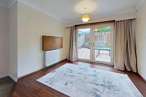 undefined, Teviot Dale, East Kilbride, South Lanarkshire, G74