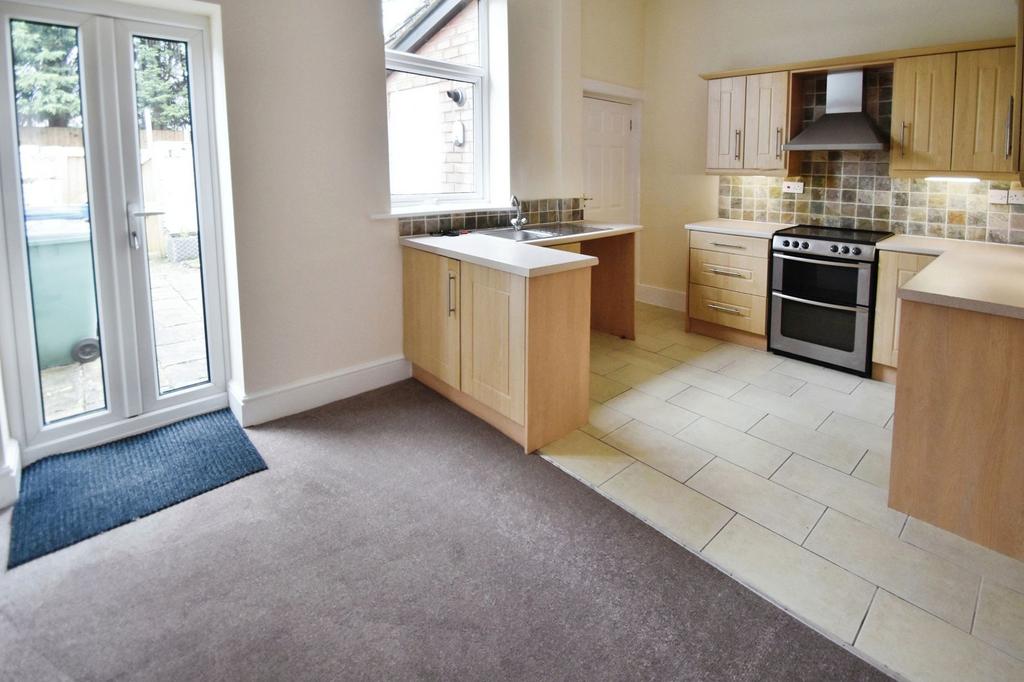 Dining kitchen
