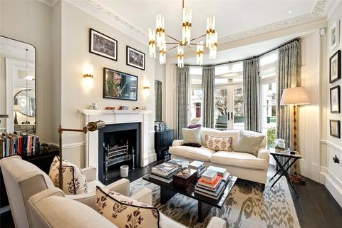 3 bedroom terraced house to rent, Elm Park Road, Chelsea, London, SW3