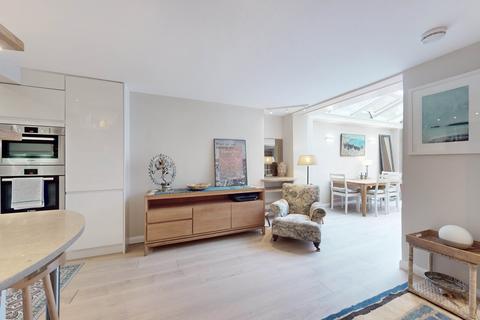 Flat 1, 8 Abbey Gardens, London, NW8 9AT