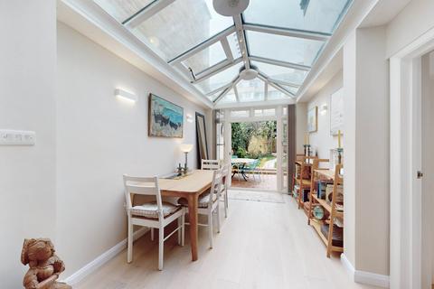 Flat 1, 8 Abbey Gardens, London, NW8 9AT