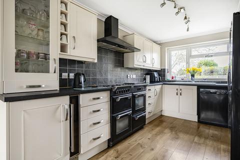 9 Broadmarsh Close, Grove, Wantage, OX12 0NH