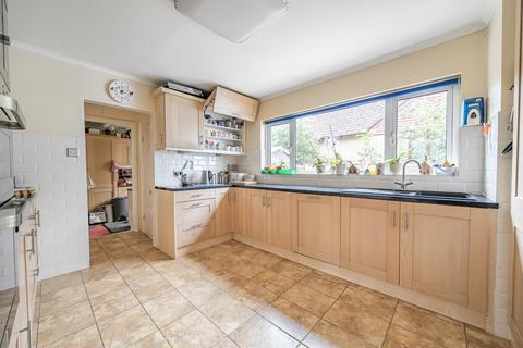 3 bedroom detached house for sale, Evelyn Close, Waltham Chase, Southampton, Hampshire, SO32