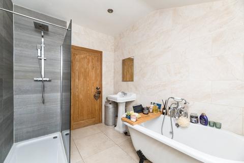 3 bedroom terraced house for sale, Chevin View, Pool in Wharfedale, Otley, West Yorkshire, LS21