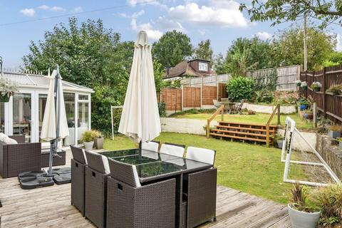 42 Caterham Drive, Coulsdon, CR5 1JH