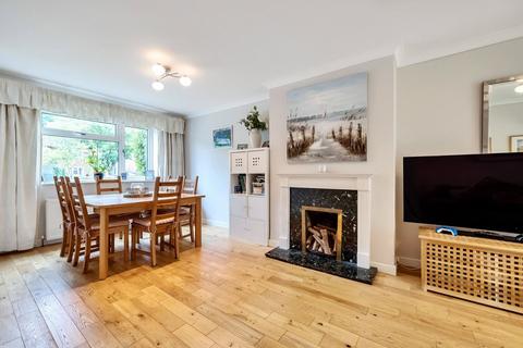 42 Caterham Drive, Coulsdon, CR5 1JH