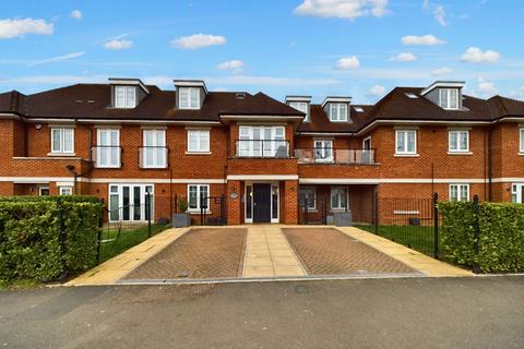 2 bedroom flat for sale, Whitchurch Lane, Edgware, HA8