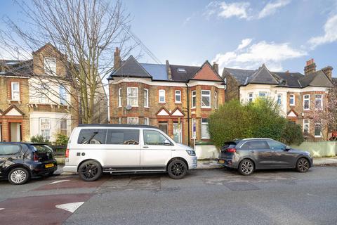 3 bedroom end of terrace house for sale, Tankerville Road, London SW16