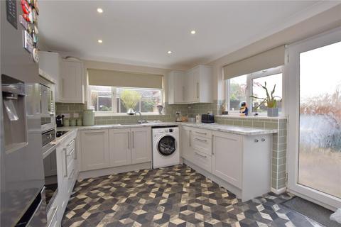 18 Hillview Close, Rowhedge, Colchester, CO5 7HT