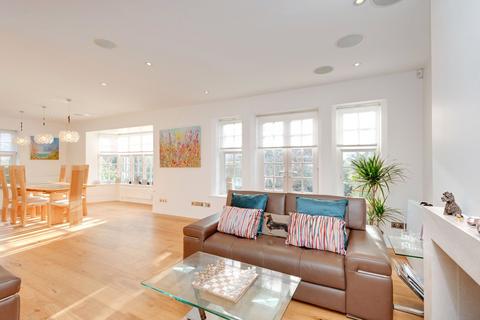 5 bedroom semi-detached house for sale, Thornton Way, Hampstead Garden Suburb