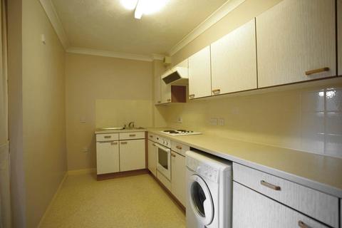 1 bedroom retirement property for sale, Pembroke Court, Chatham