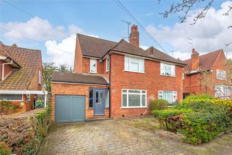 4 bedroom semi-detached house for sale, Sunnyfield, Mill Hill, London, NW7