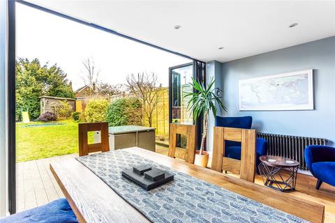 57 Chart Lane, Reigate, RH2 7DZ