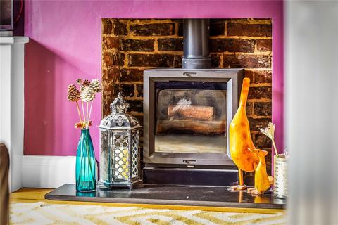 57 Chart Lane, Reigate, RH2 7DZ