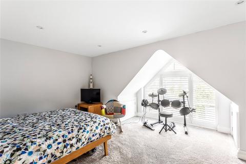 57 Chart Lane, Reigate, RH2 7DZ
