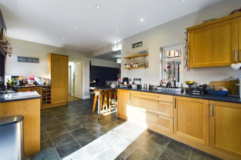 165 Finlay Road, Gloucester, GL4 6SE