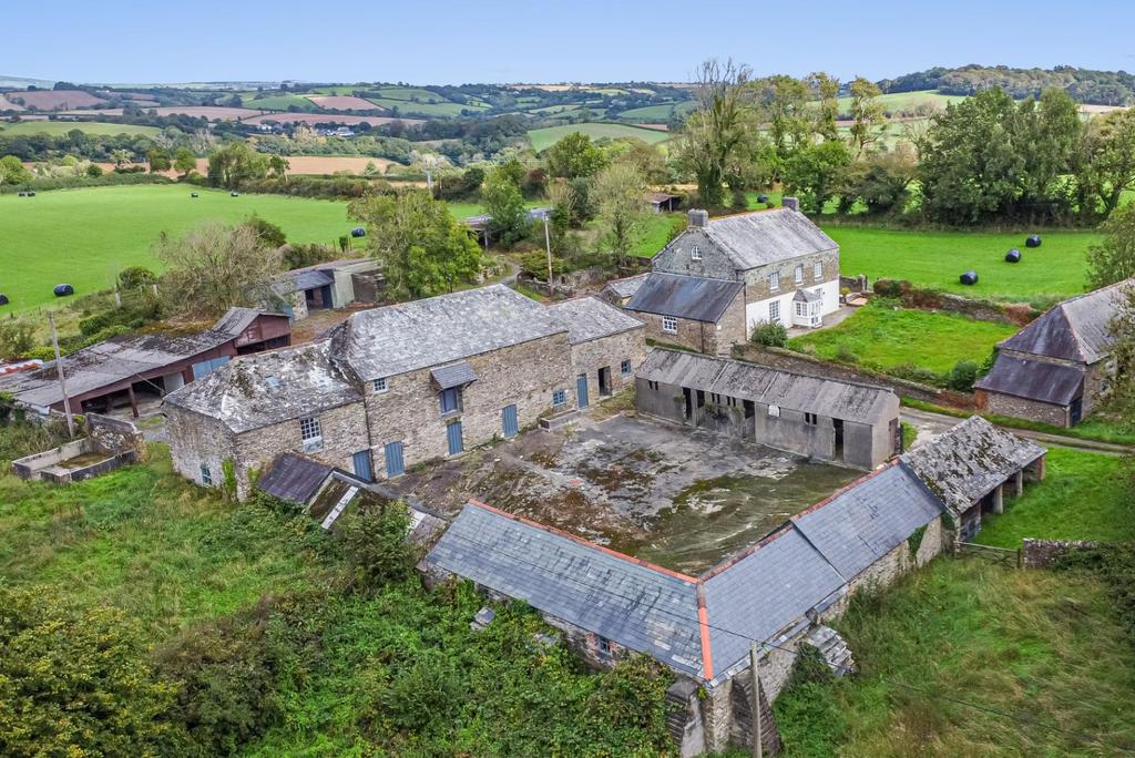 St Germans, Saltash, Cornwall, PL12 6 bed detached house for sale £
