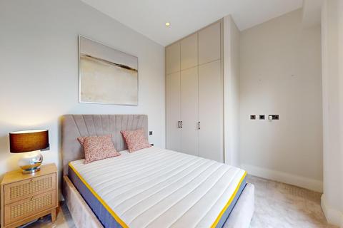 2 bedroom flat to rent, Selsdon Way