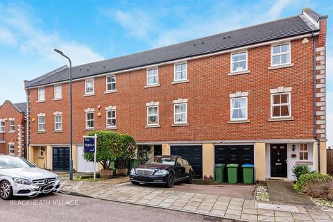 3 bedroom terraced house for sale, Barlow Drive, London, SE18