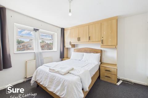 1 bedroom semi-detached house to rent, Double Room - Warmark Road, Hemel Hempstead, Hertfordshire, HP1 3PZ