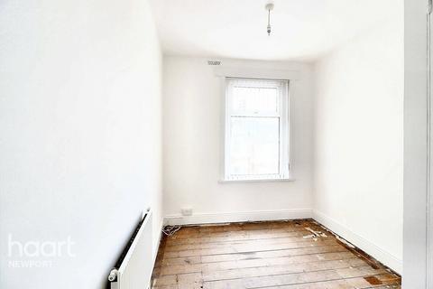 2 bedroom flat for sale - Richmond Road, Newport