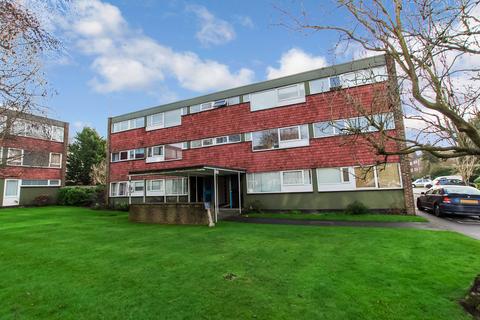 Eaton Court, Boxgrove Avenue, Guildford, Surrey, GU1