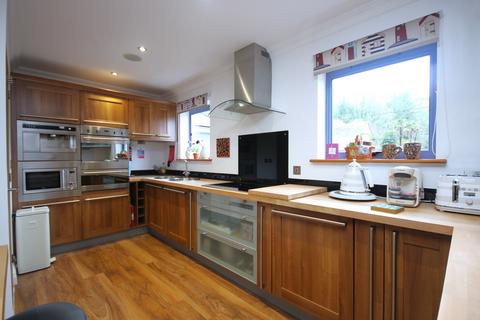 4 bedroom townhouse for sale, Valley Road, St. Austell PL26