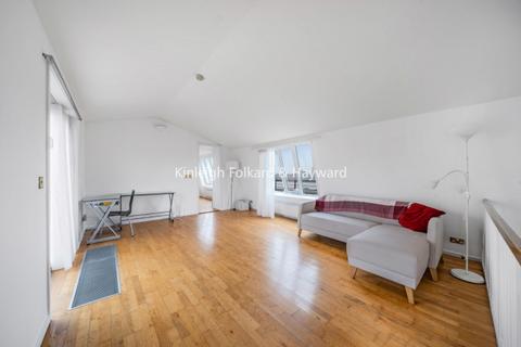 2 bedroom apartment to rent - Queen Of Denmark Court Surrey Quays SE16