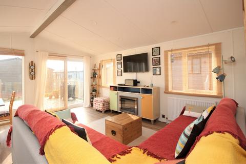2 bedroom lodge for sale, Boswinger, St. Austell PL26