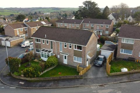 4 Higher Woodside, St Austell, PL25 5EH
