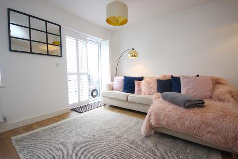 9 Gwartha Close, St Austell, PL25 3GF