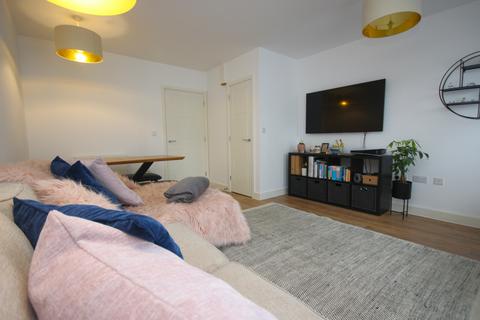 9 Gwartha Close, St Austell, PL25 3GF