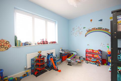 9 Gwartha Close, St Austell, PL25 3GF