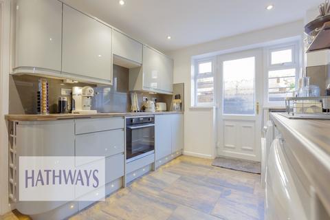 42 Brynheulog, Griffithstown, Pontypool, NP4 5QU