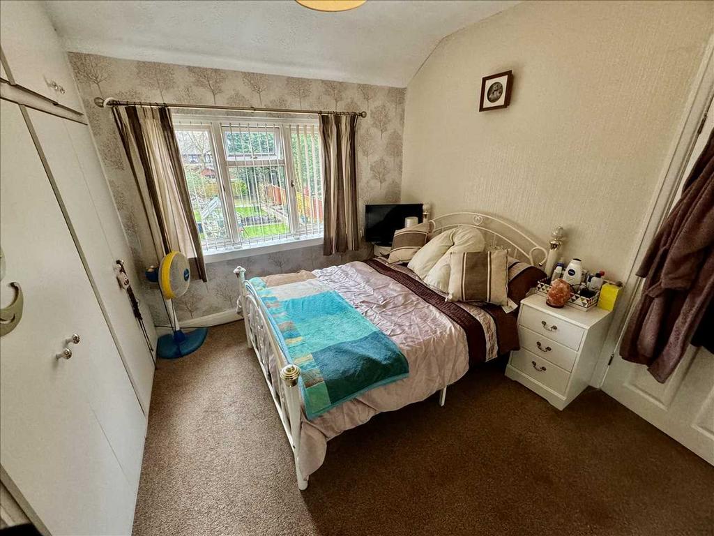BEDROOM   2  (Rear)