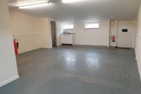 Industrial unit to rent, Dunmow